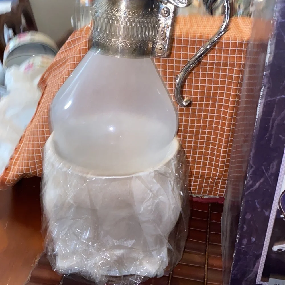 1978 Silver Plated and Glass Carafe with Stand W/Warming Candle, Holds 10 Cups